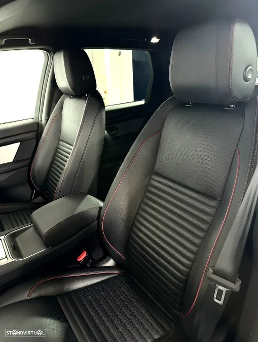 Land Rover Discovery Sport 1.5 I3 P300e AWD Dynamic SE - 16
