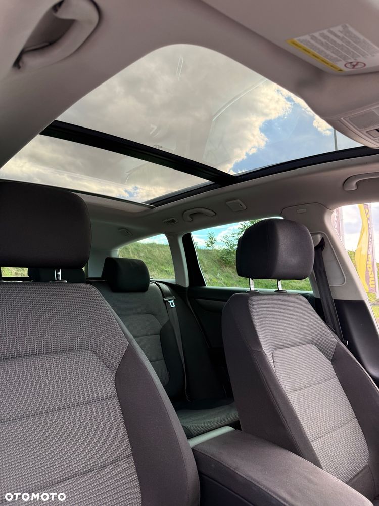 Volkswagen Passat 2.0 TDI Highline DSG - 25