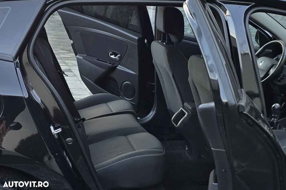 Renault Megane 1.5 dCi Dynamique - 11