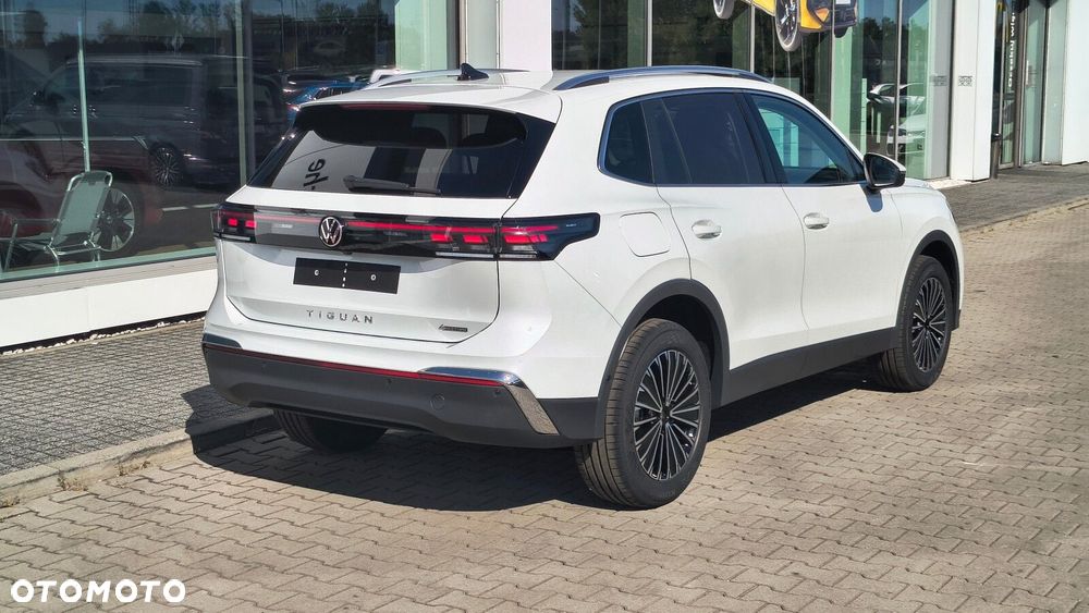 Volkswagen Tiguan - 6