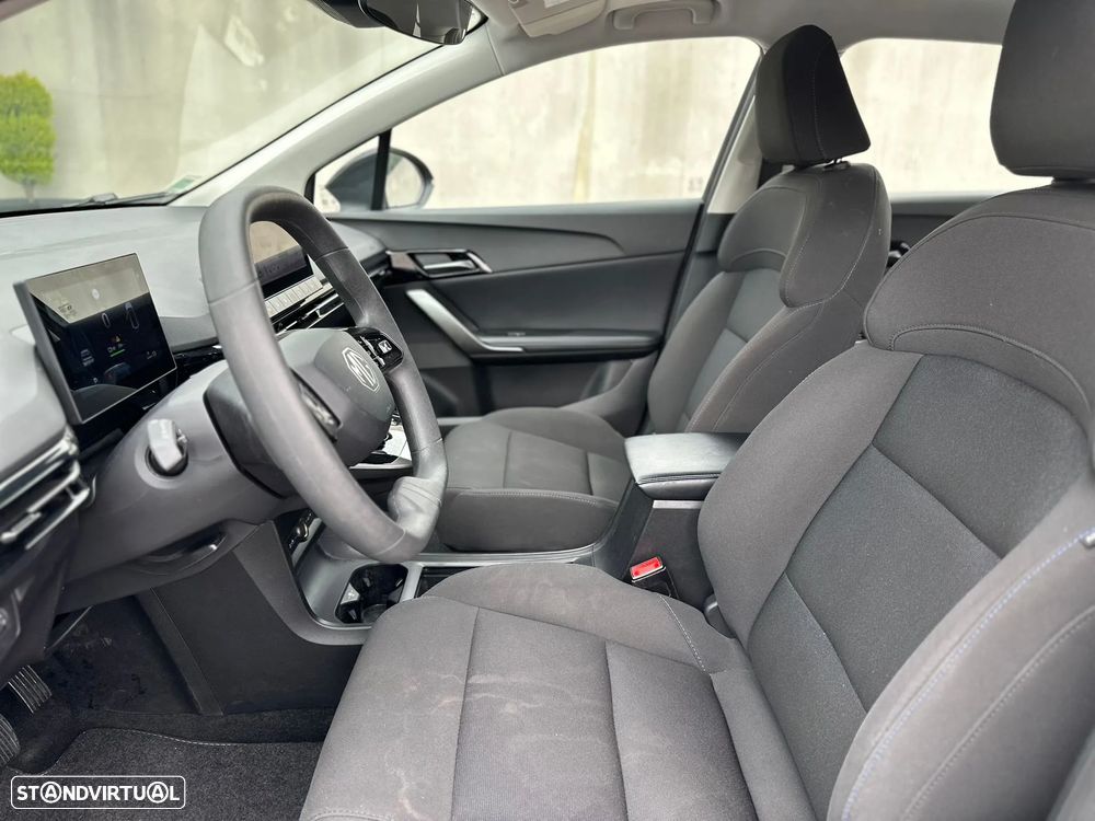 MG MG4 51 kWh Standard - 13