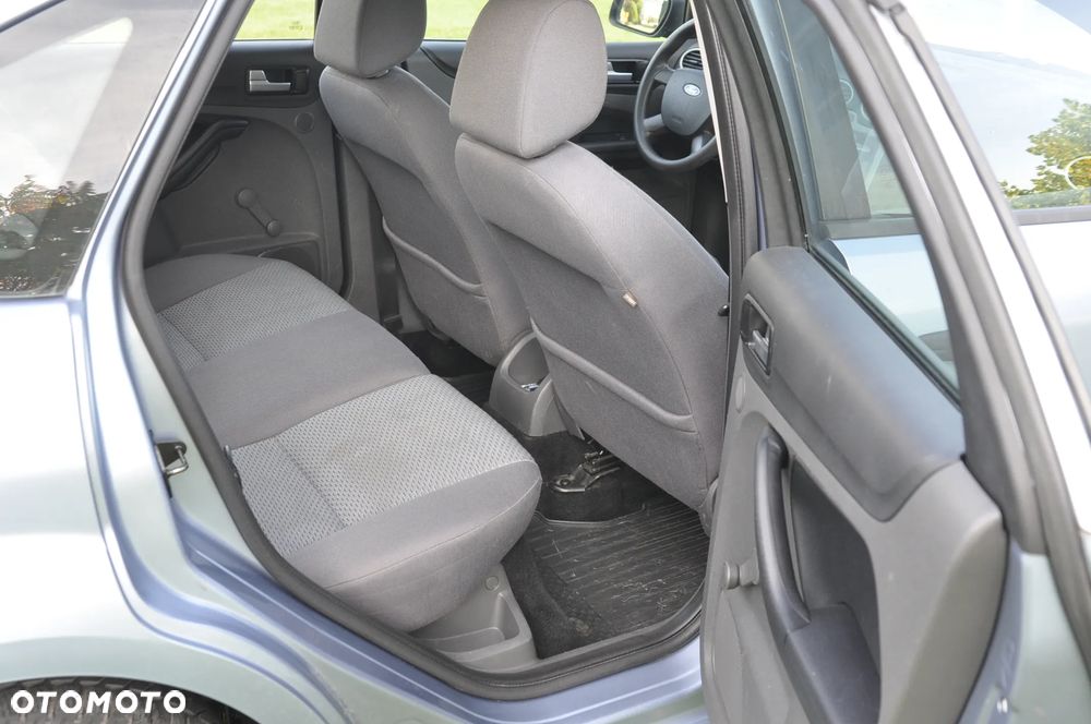 Ford Focus - 16
