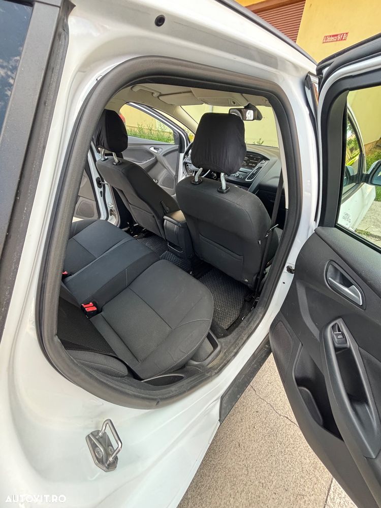 Ford Focus 2.0 TDCI Trend - 15