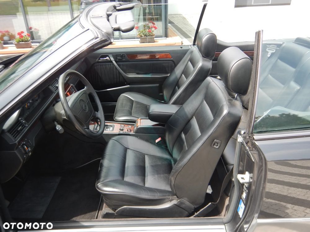 Mercedes-Benz W124 (1984-1993) - 38