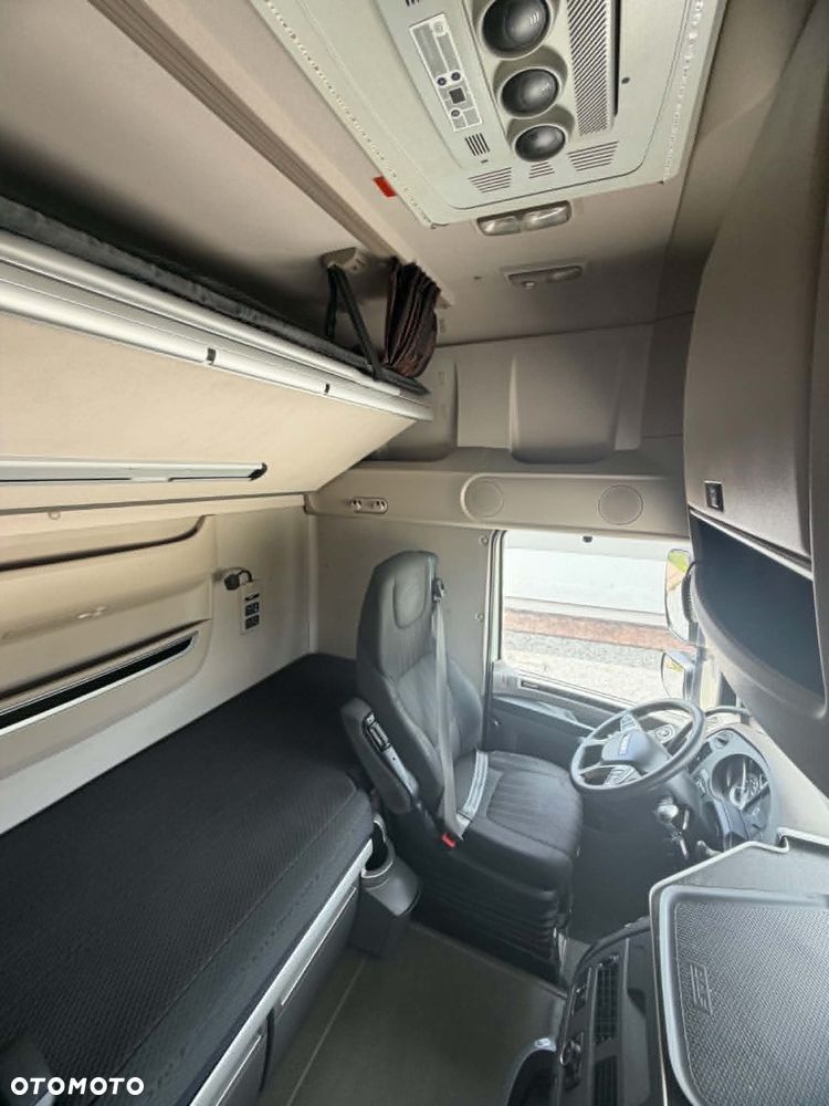 DAF XF480 SUPERSPACECAB - 16