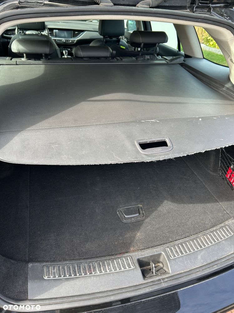 Opel Insignia - 18
