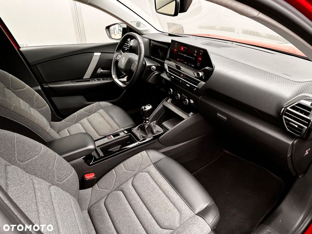 Citroën C4 BlueHDi 110 Stop&Start FEEL PACK - 27