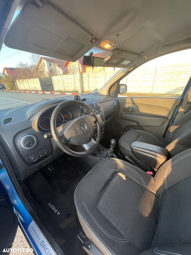 Dacia Lodgy 1.5 dCi Stepway - 14