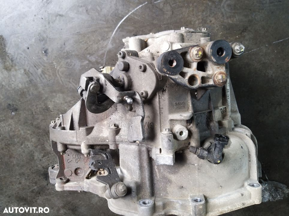 Cutie viteze opel astra h 1.7cdti z17dth  5+1 trepte - 2