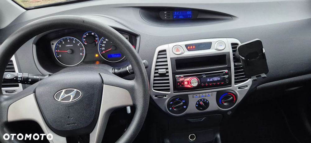 Hyundai i20 - 11