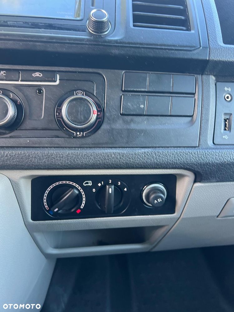 Volkswagen Transporter - 15