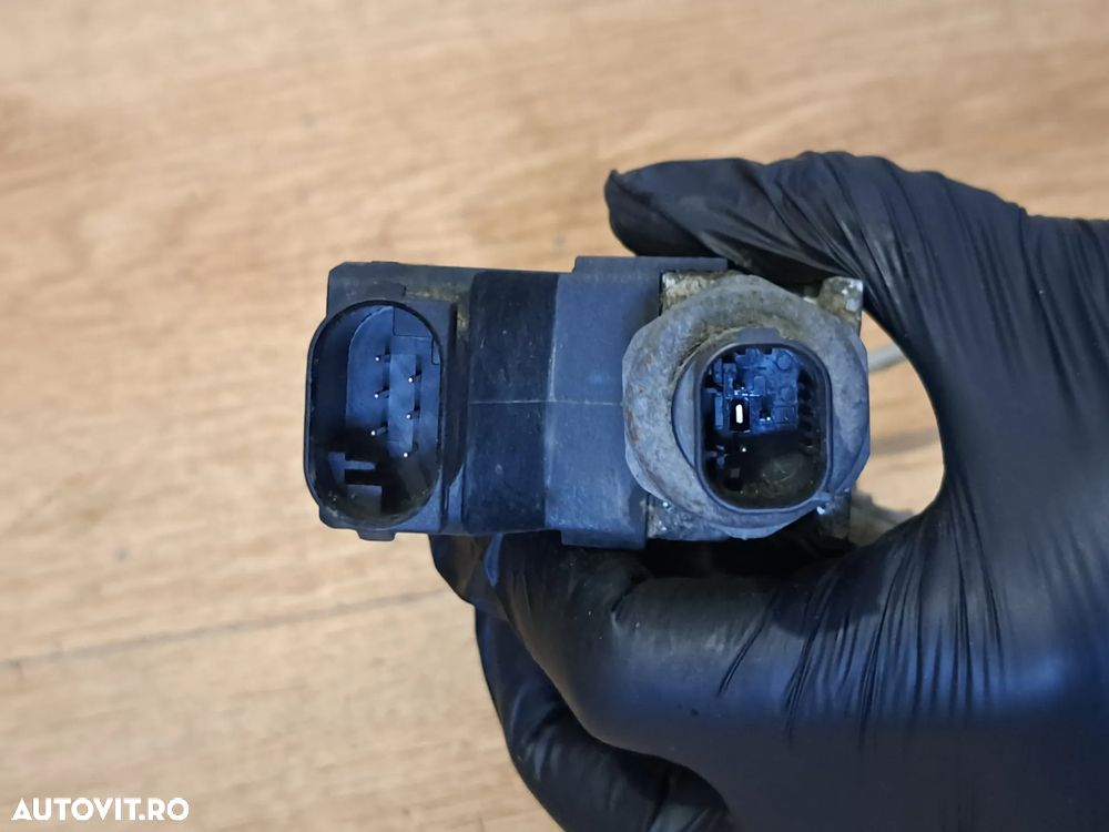 BLOC VALVE /SUPAPE / DISTRIBUITOR PERNE AER SUSPENSIE PNEUMATICA AIRMATIC MERCEDES S-CLASS W220 (1998-2005) A 220 320 02 58 - 5