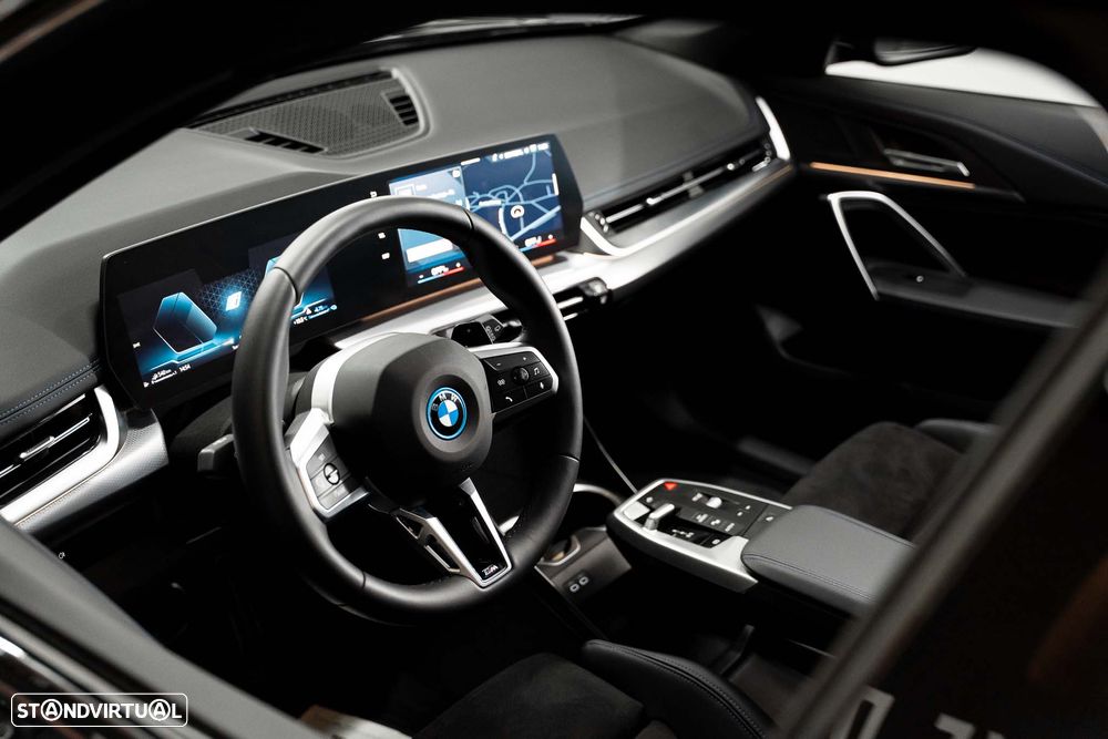 BMW X1 xDrive25e Pack Desportivo M - 8