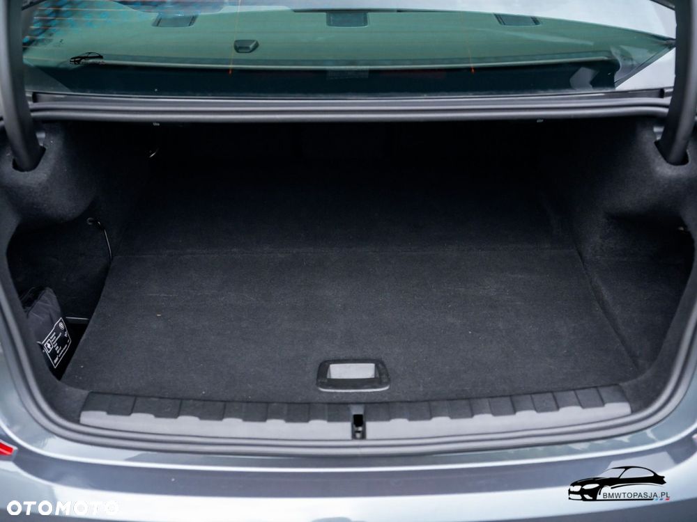 BMW Seria 3 - 14