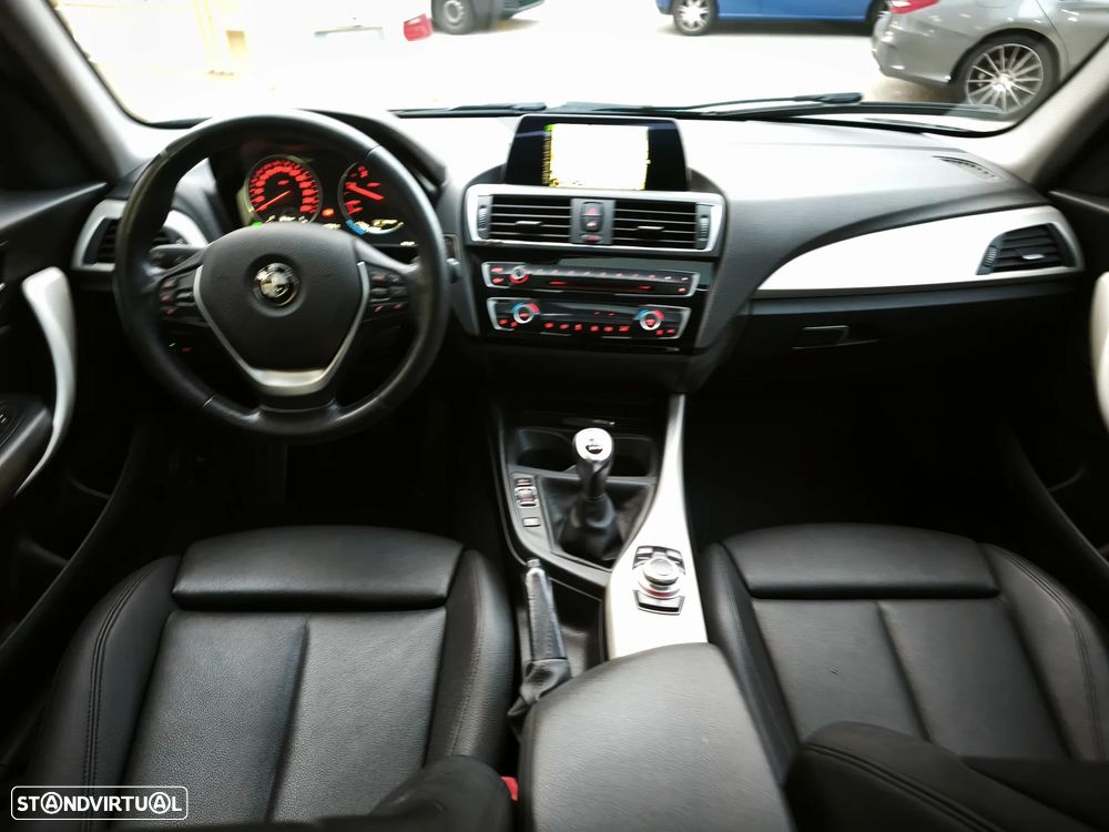 BMW 116 d EDynamics Line Sport - 25