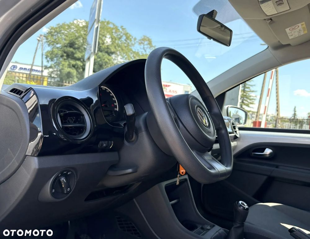 Volkswagen up! 1.0 move - 10