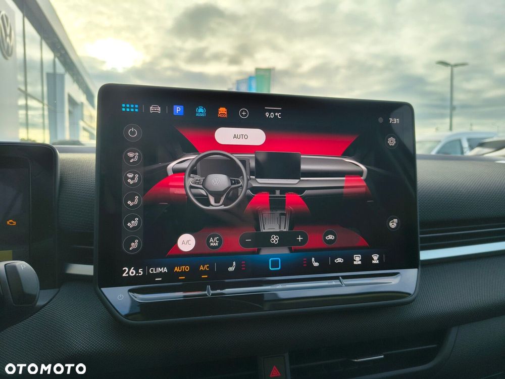 Volkswagen T-Roc - 23