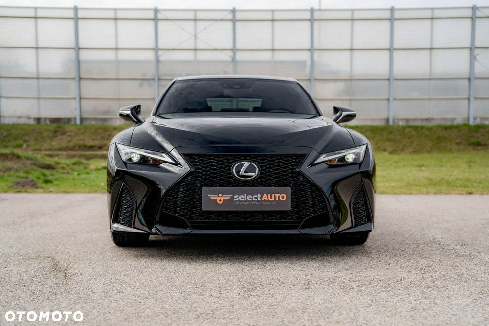 Lexus IS - 3