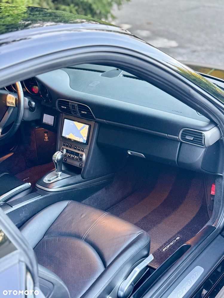 Porsche 911 Carrera Tiptronic S - 15
