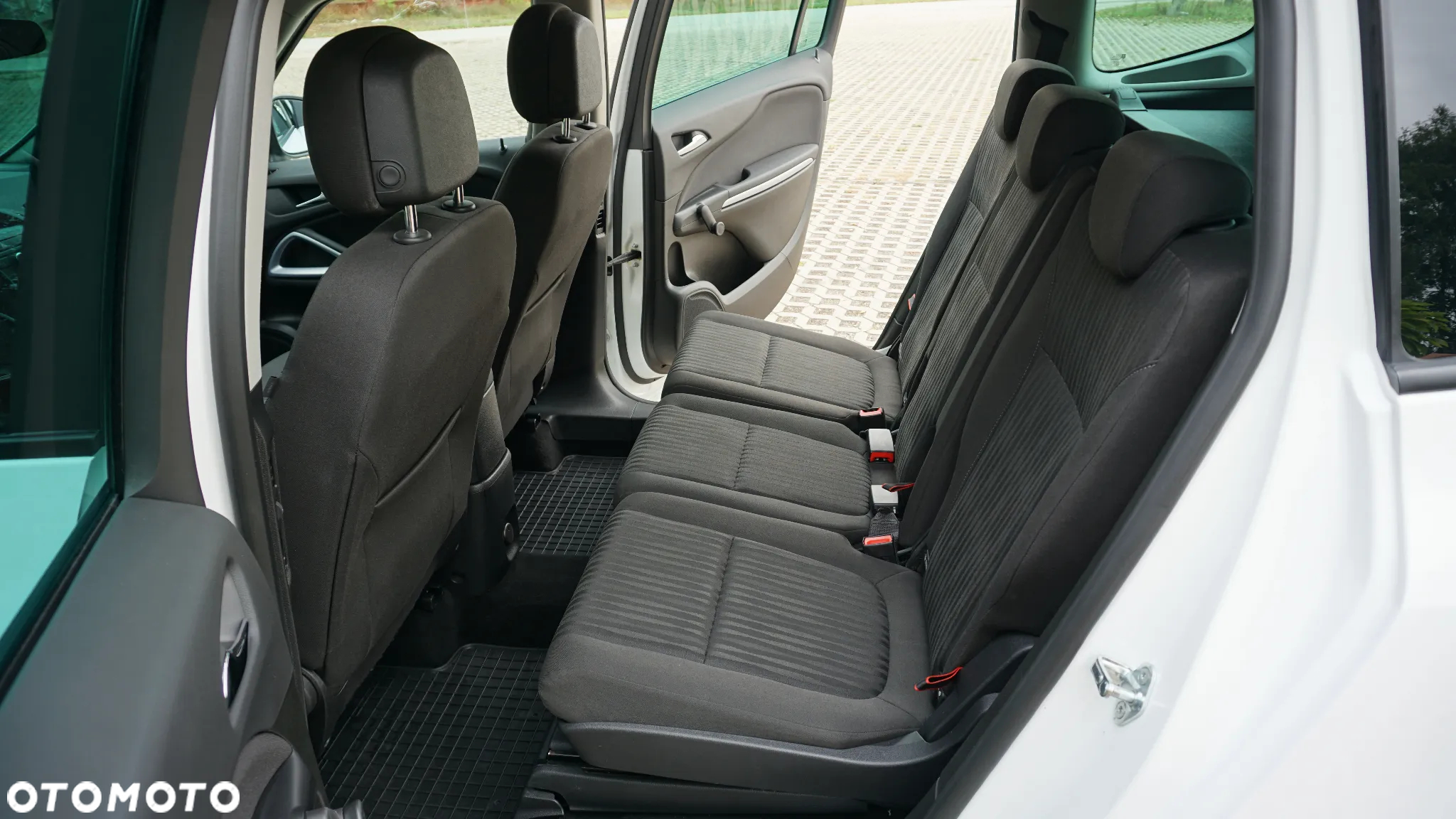 Opel Zafira Tourer 1.4 Turbo Edition - 15