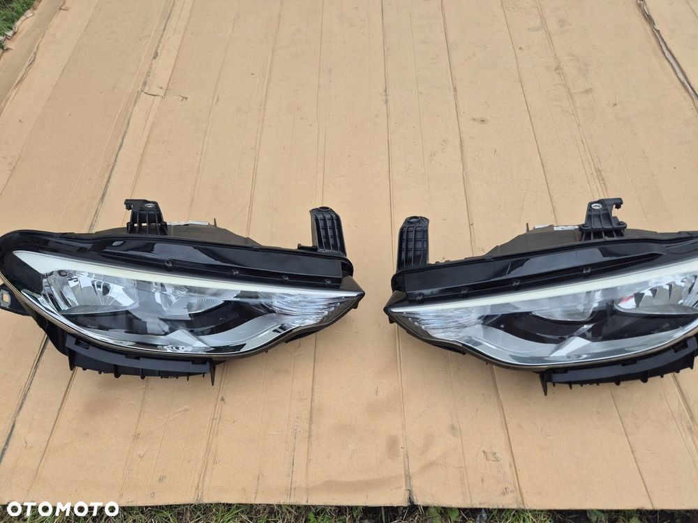 Fiat Tipo 2 lampa prawa i lewa.OE MOPAR. H-15 - 1