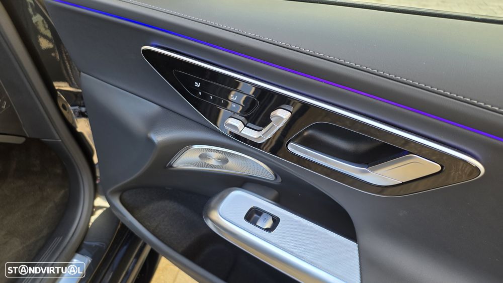 Mercedes-Benz E 53 AMG Hybrid 4Matic+ - 34