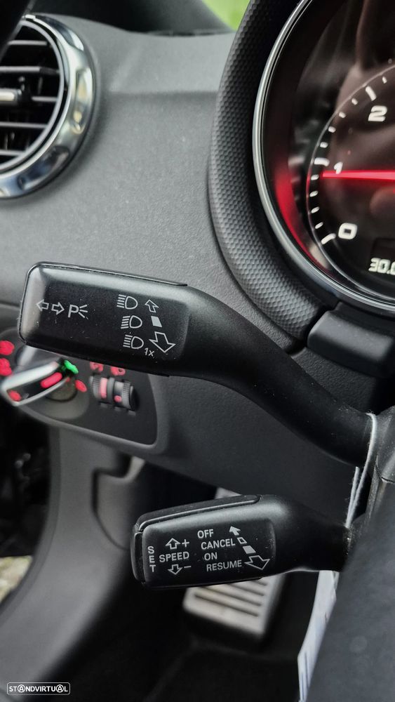 Audi TT Coupé 2.0 TDI quattro S-line - 19