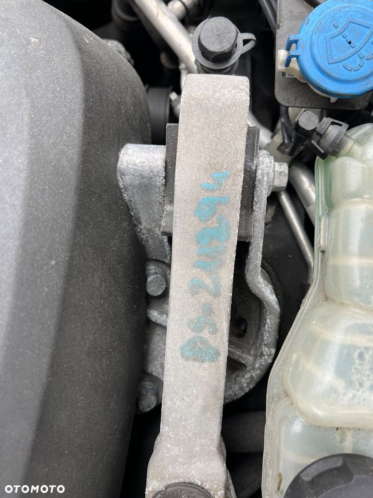 Volvo V40 D2 Kinetic - 27