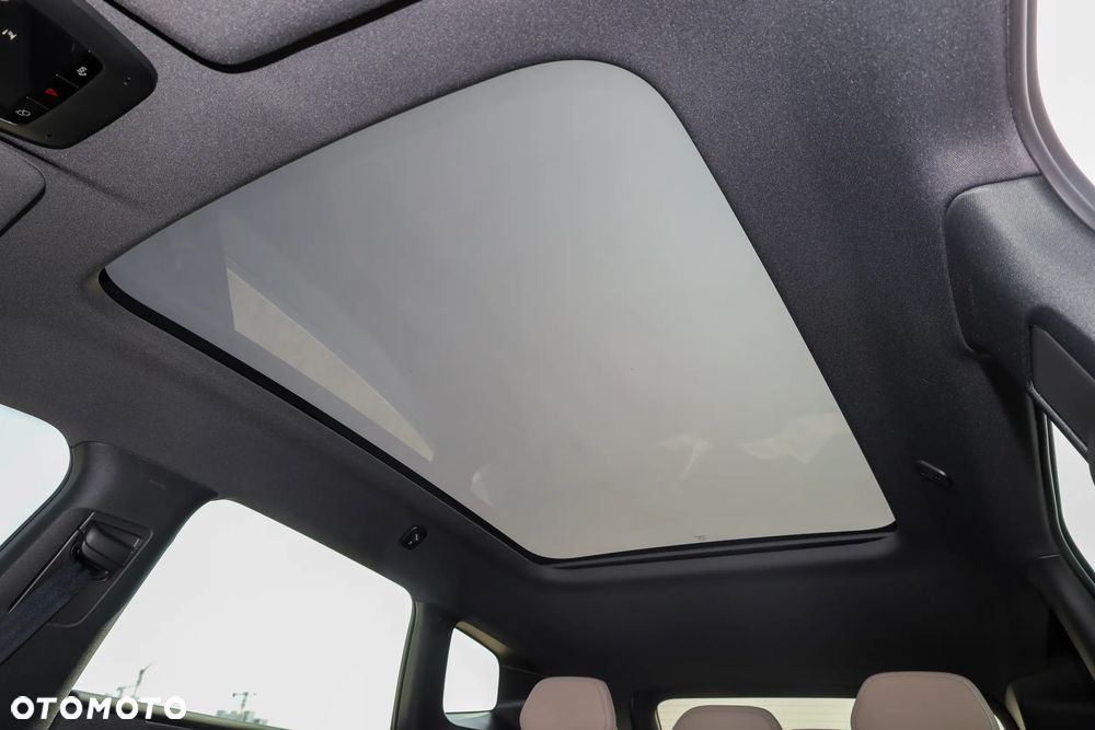 Volvo XC 70 - 22