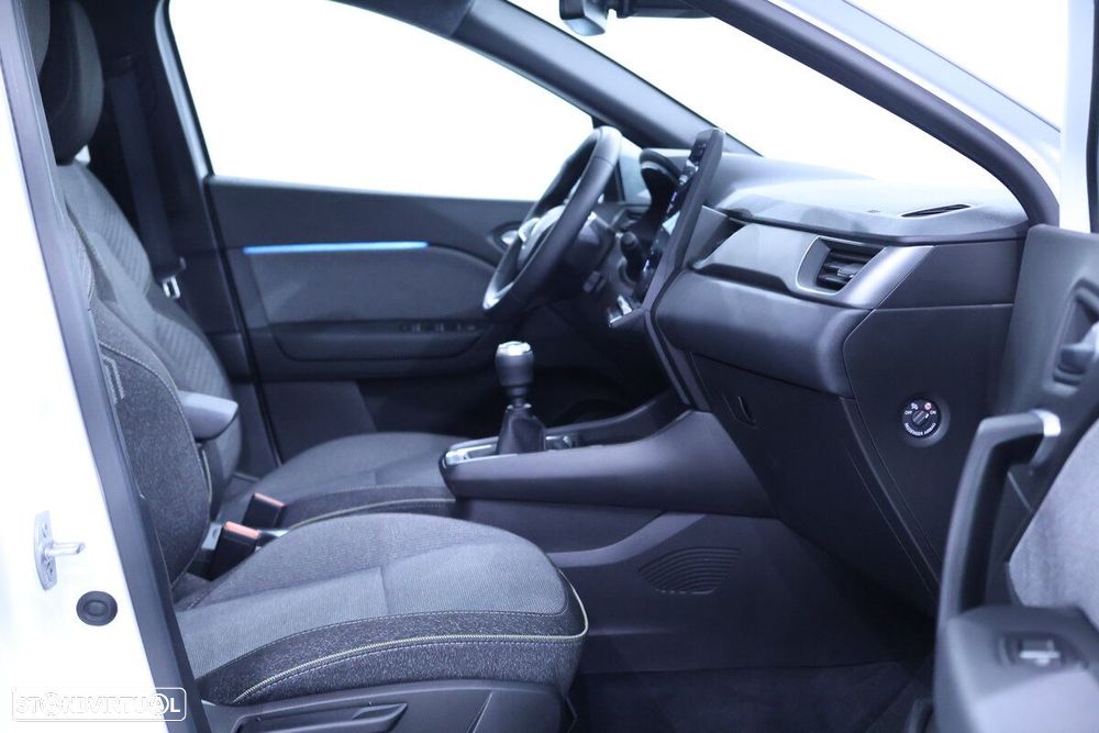 Renault Captur - 22