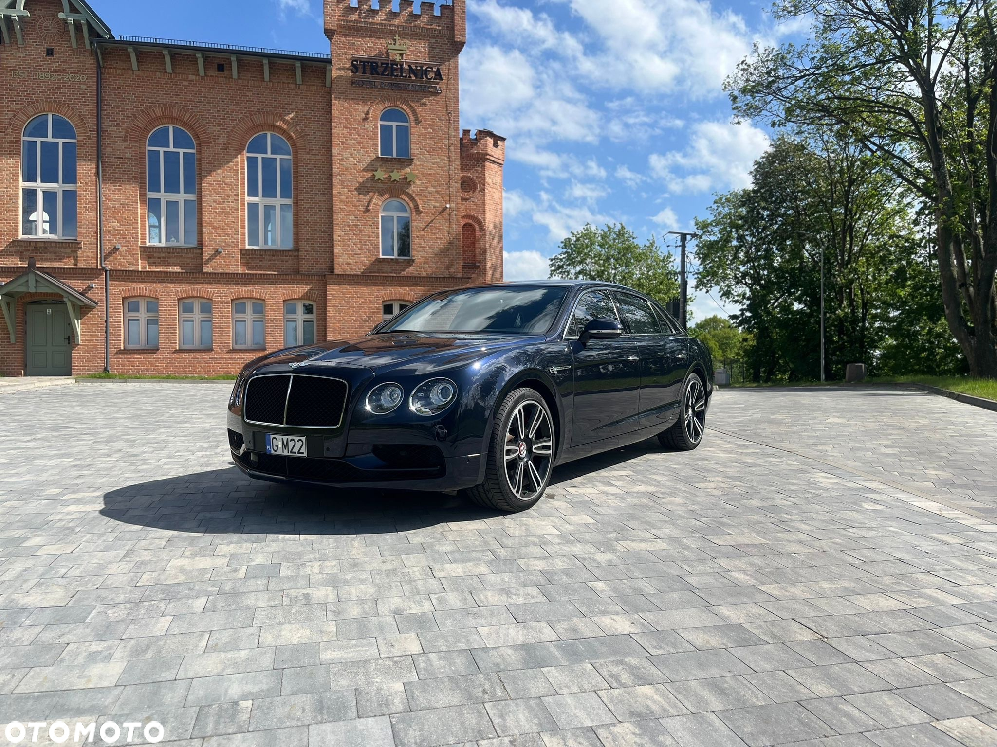 Bentley Flying Spur V8 S - 2
