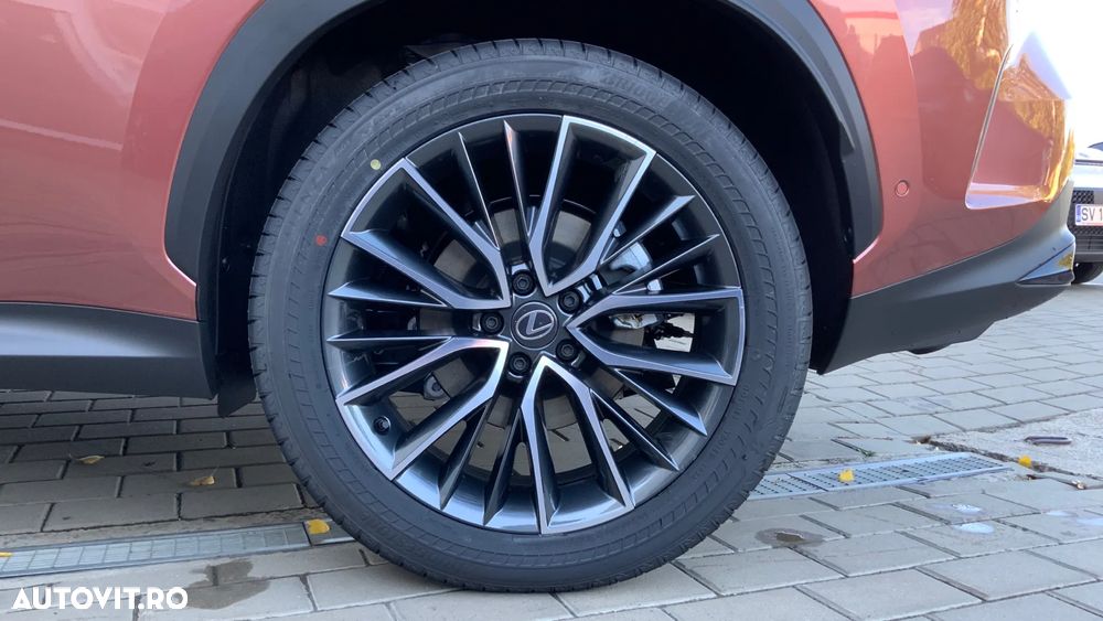 Lexus Seria NX 450h+ AWD CVT PHEV Luxury - 33