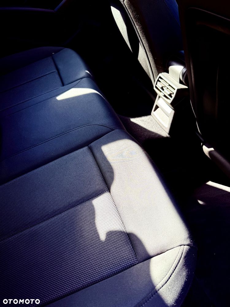 Audi A3 Limousine 35 TDI S tronic - 11