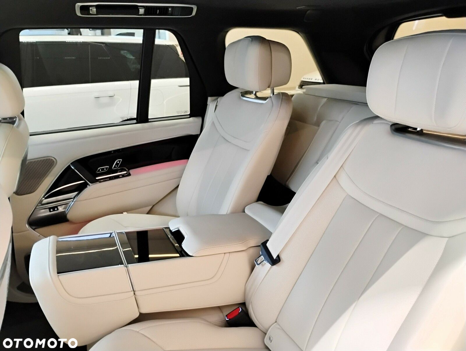 Land Rover Range Rover - 14