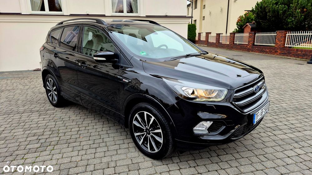 Ford Kuga 1.5 EcoBoost 2x4 ST-Line - 2