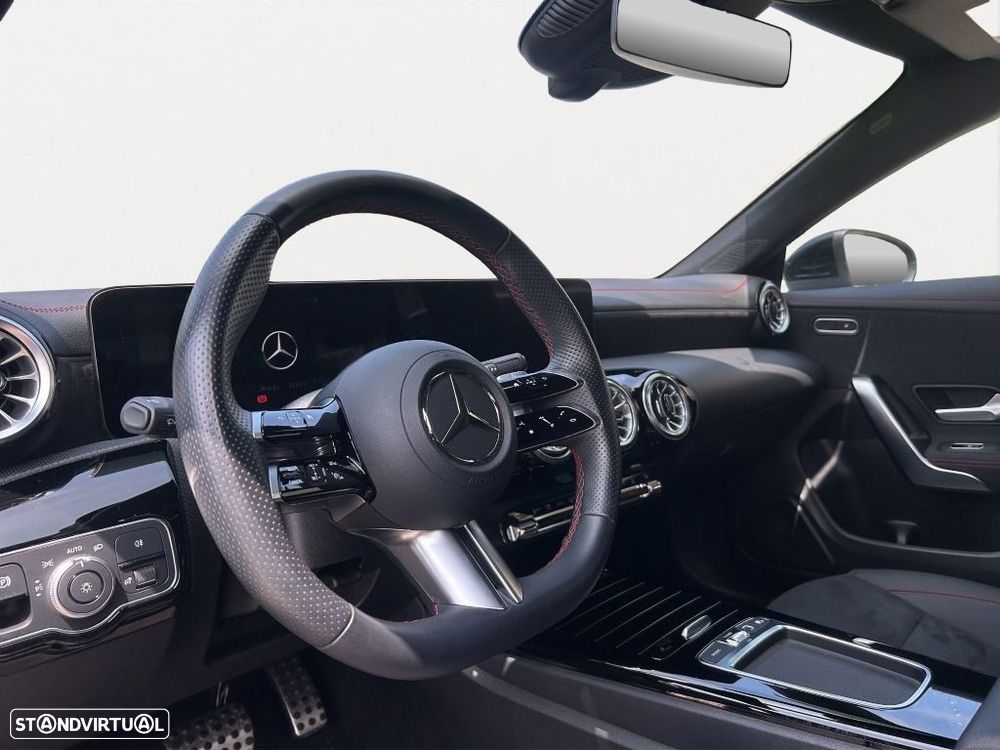 Mercedes-Benz CLA 250 - 10