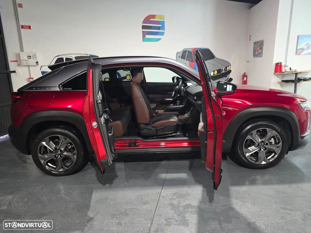 Mazda MX-30 e-SKYACTIV - 11