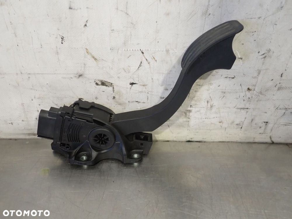 PEDAŁ GAZU FORD MONDEO MK4 2.0TDCI 6G92-9F836-RC - 2