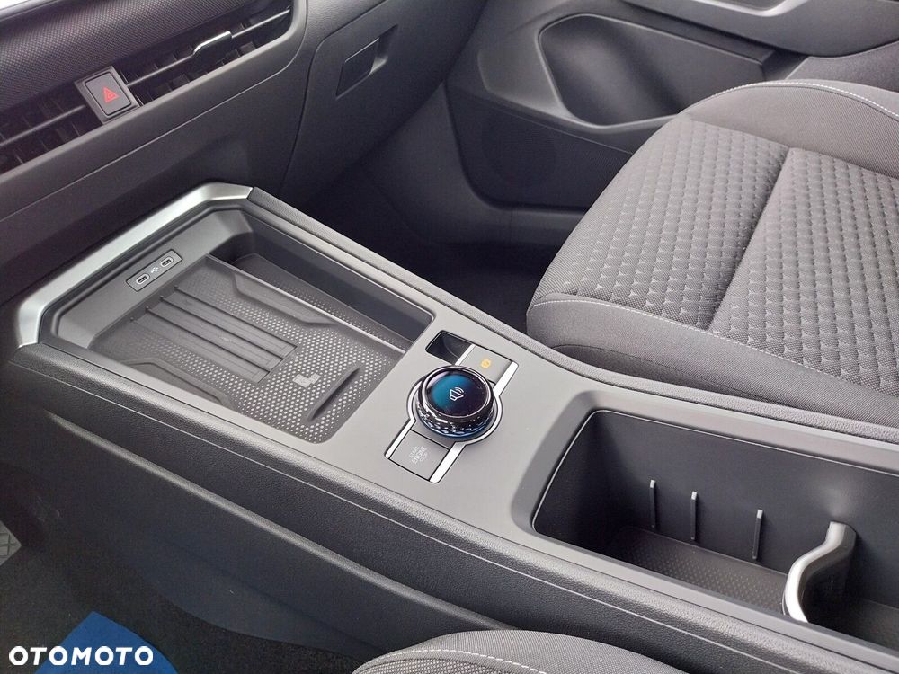 Volkswagen T-Roc - 14