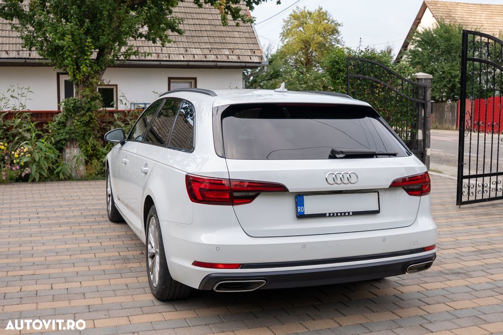 Audi A4 Avant 2.0 TDI S tronic Sport - 13