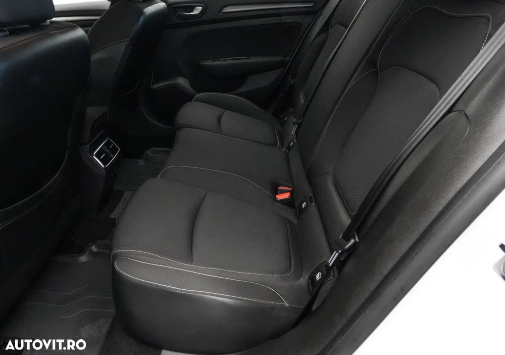 Renault Megane TCe 140 GPF EDC Equilibre - 16