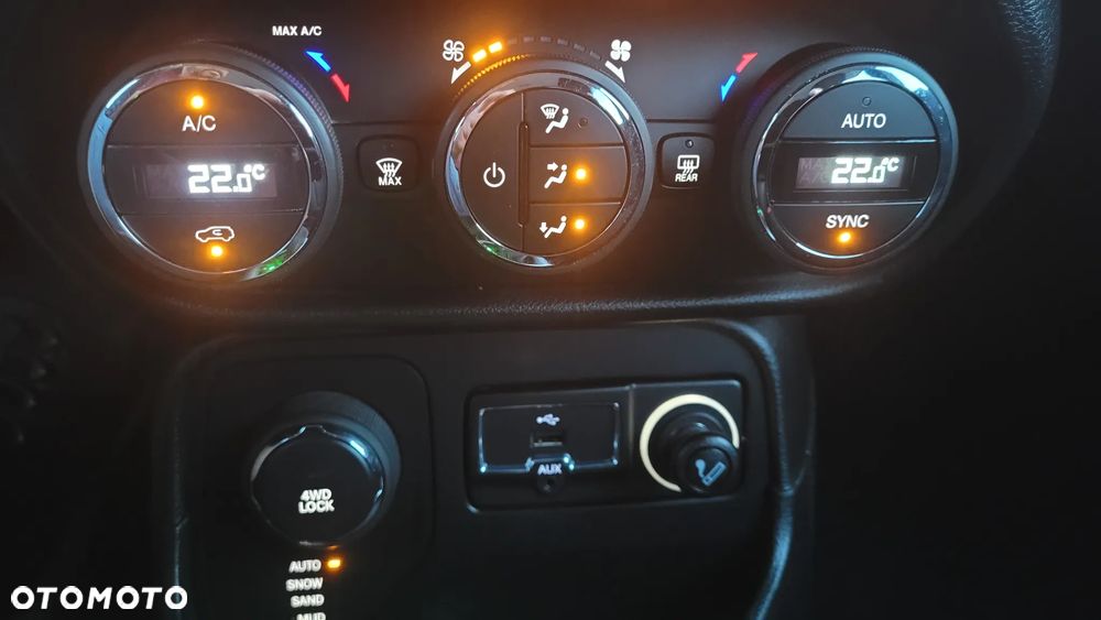 Jeep Renegade 1.4 MultiAir Limited 4WD S&S - 16