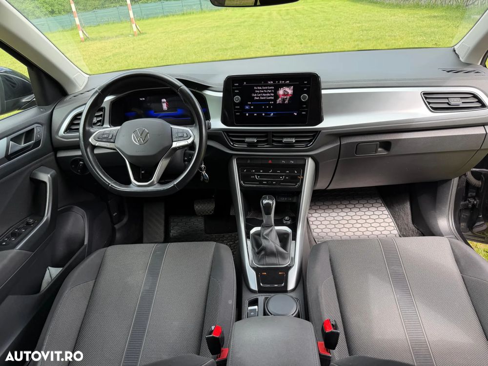 Volkswagen T-Roc 1.5 TSI DSG Advanced - 10