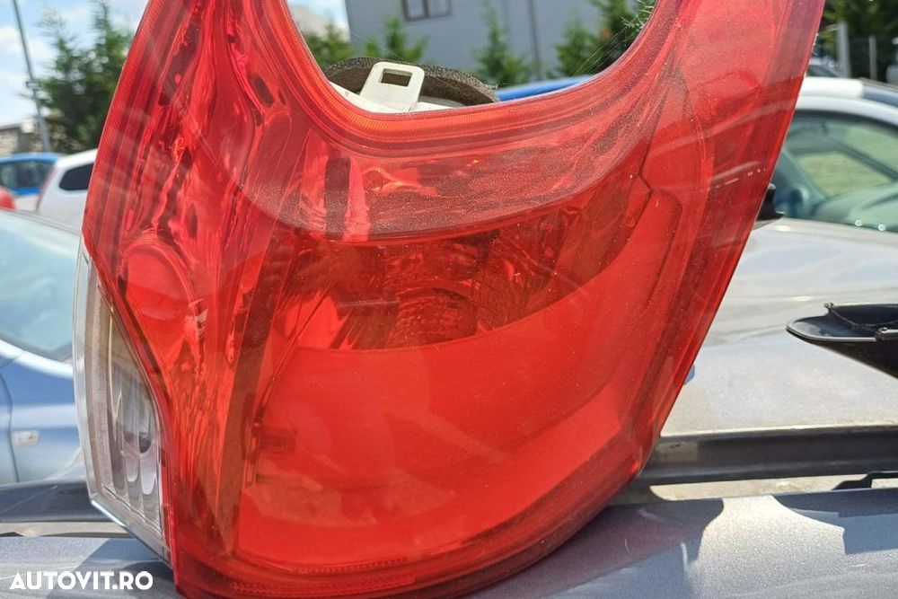 Stop Stanga Peugeot 2008 an 2013-2018