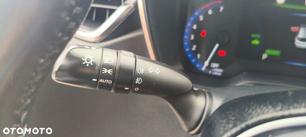 Toyota Corolla 1.8 Hybrid Executive - 36