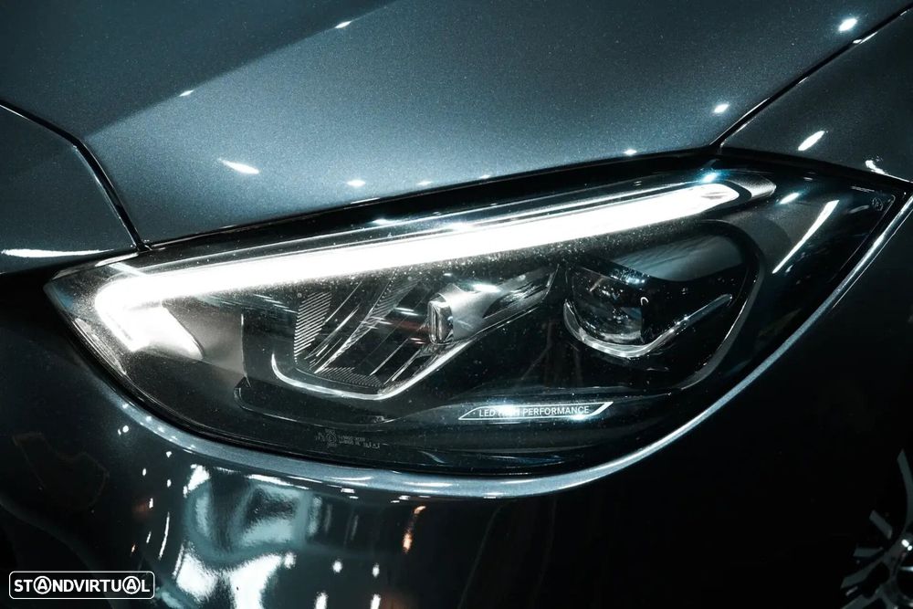 Mercedes-Benz C 300 e AMG Line - 4