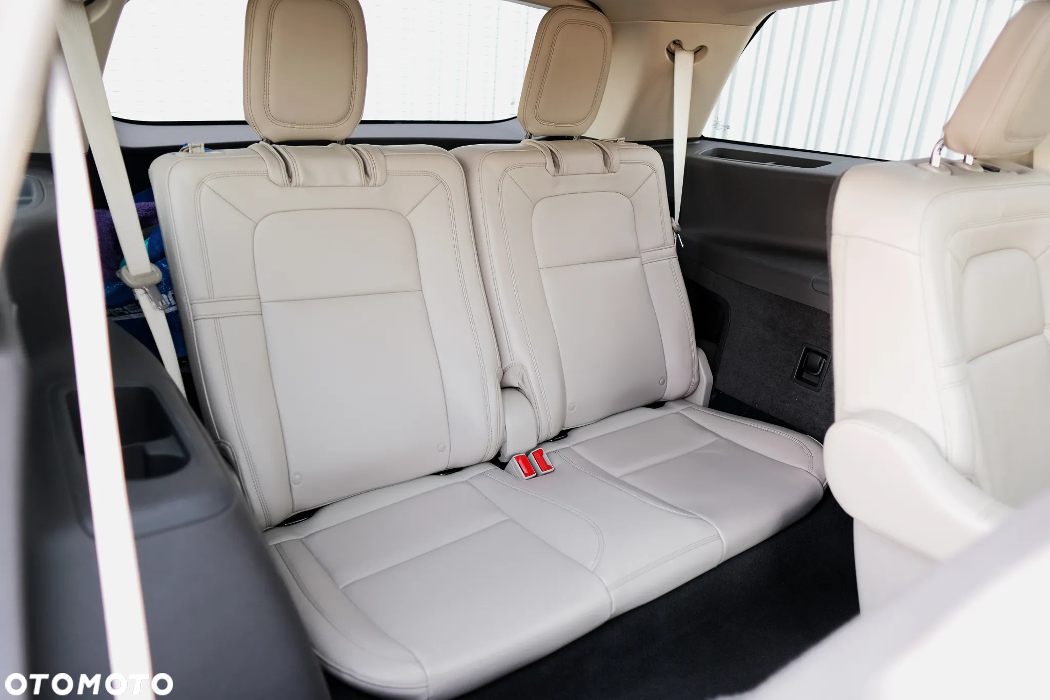 Lincoln Aviator - 18
