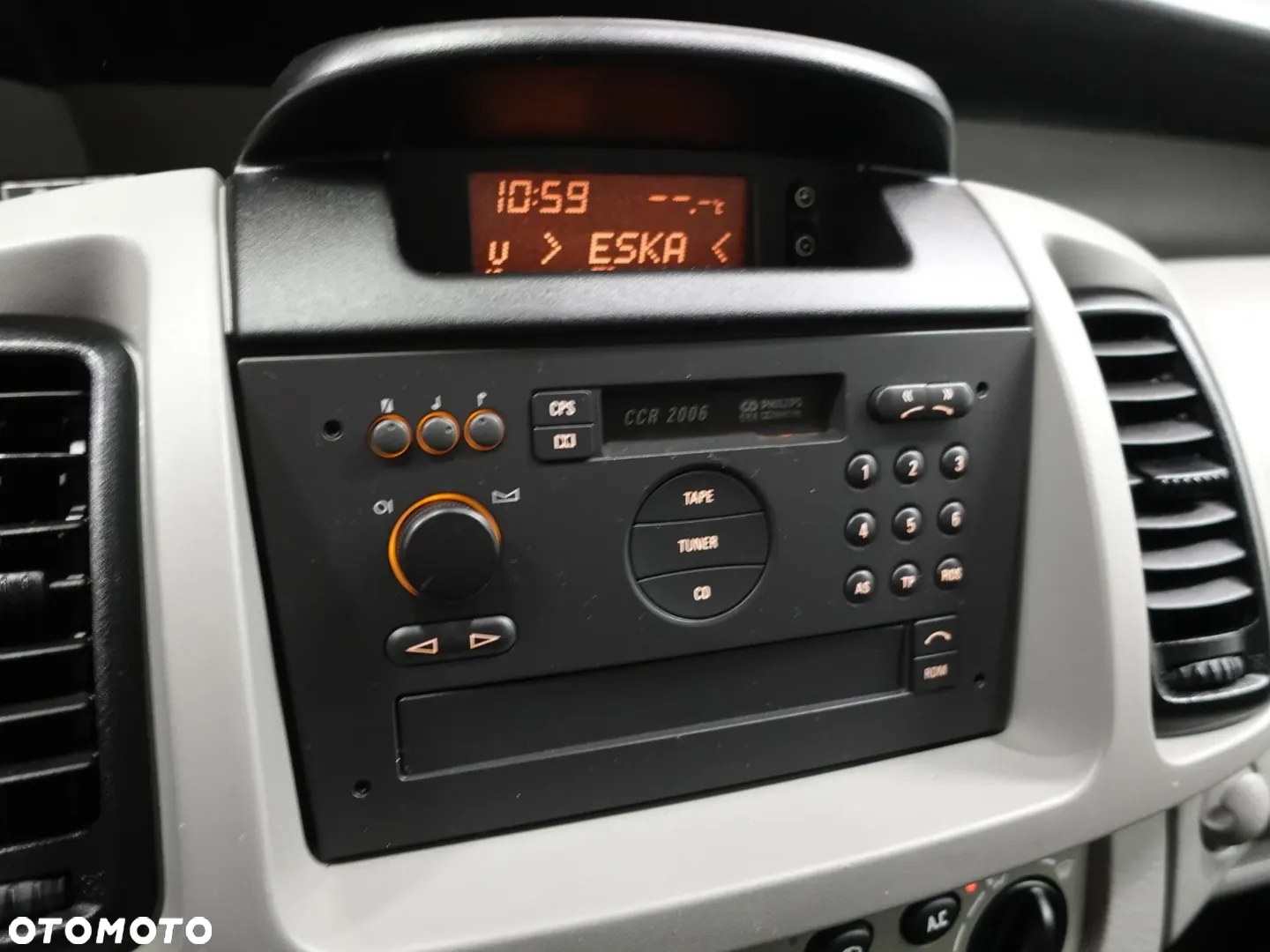 Opel Vivaro 2.5 CDTI L1H1 Life Edition - 37