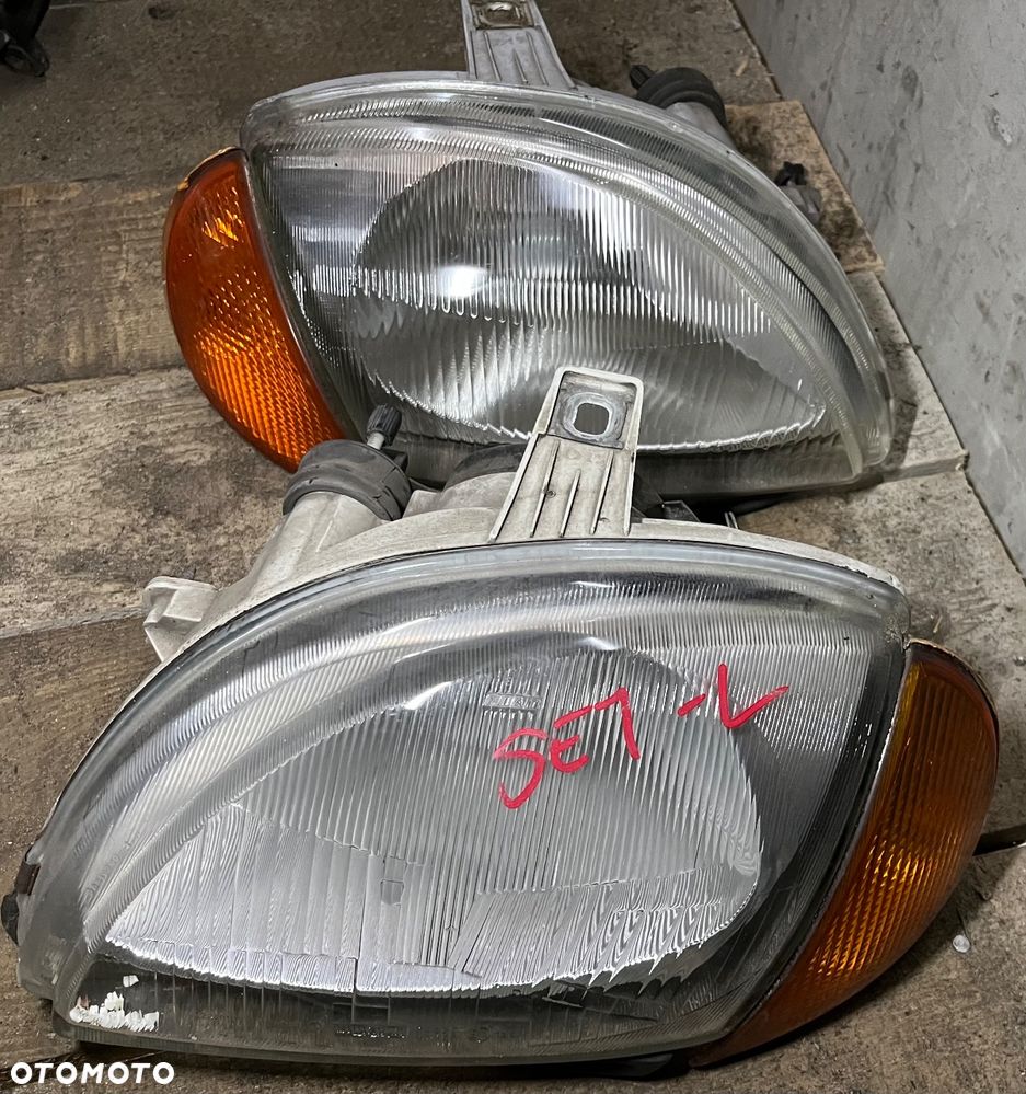 Lampa lampy przednie Fiat Seicento