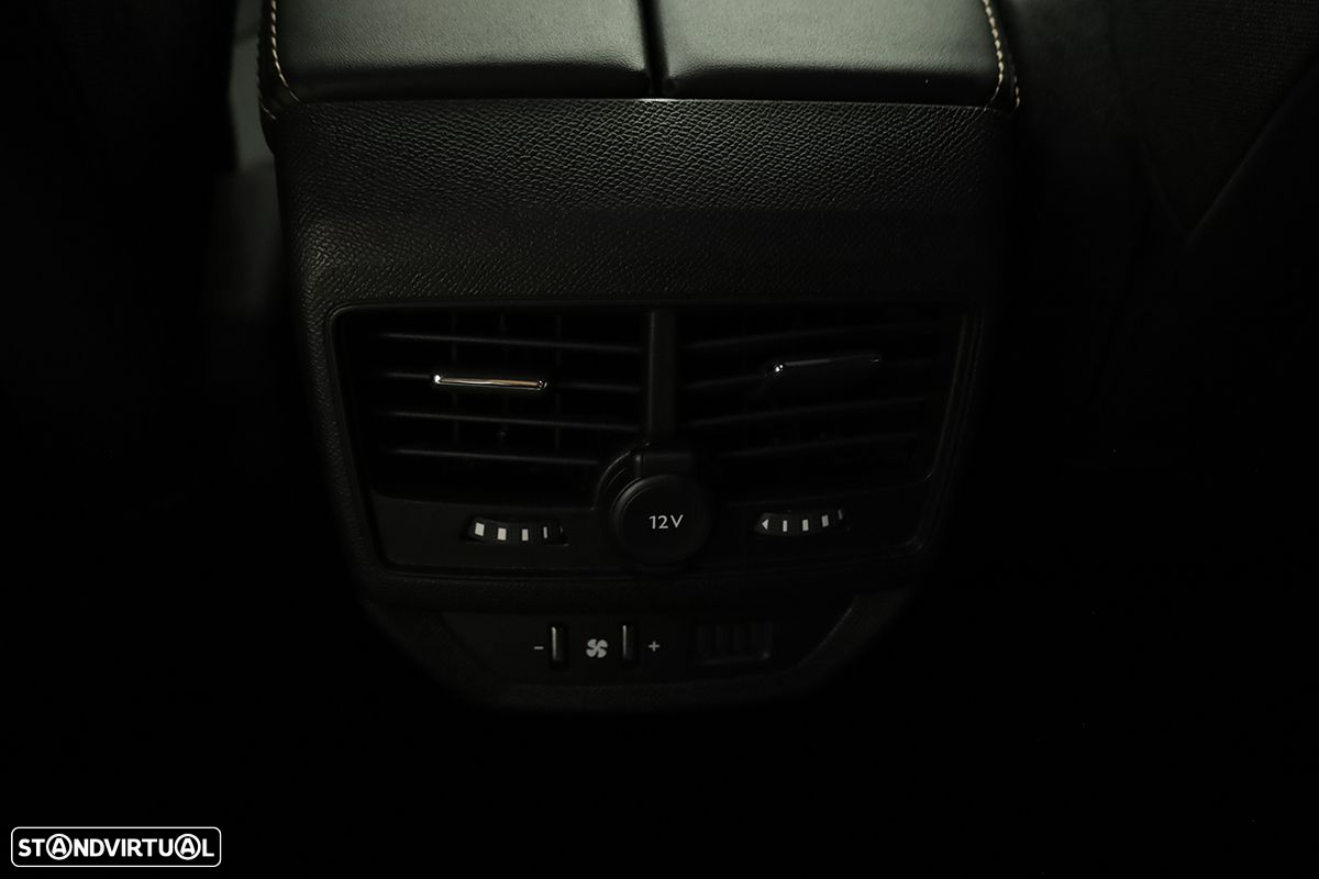 Peugeot 5008 1.2 PureTech GT EAT8 - 25